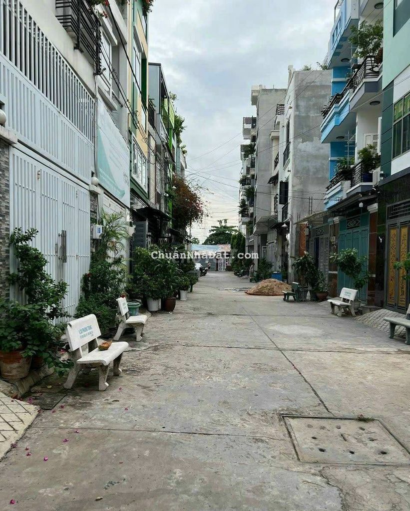 Nhà thạnh lộc 27 gần ngã tư ga 4x18m 4Pn. Hẻm XH