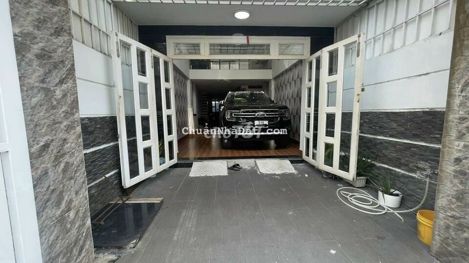 Nhà kdc An Sương, Dct8. 4 x 20m. lửng. 2 lầu. st. 4pn, 4wc. 13 triệu.