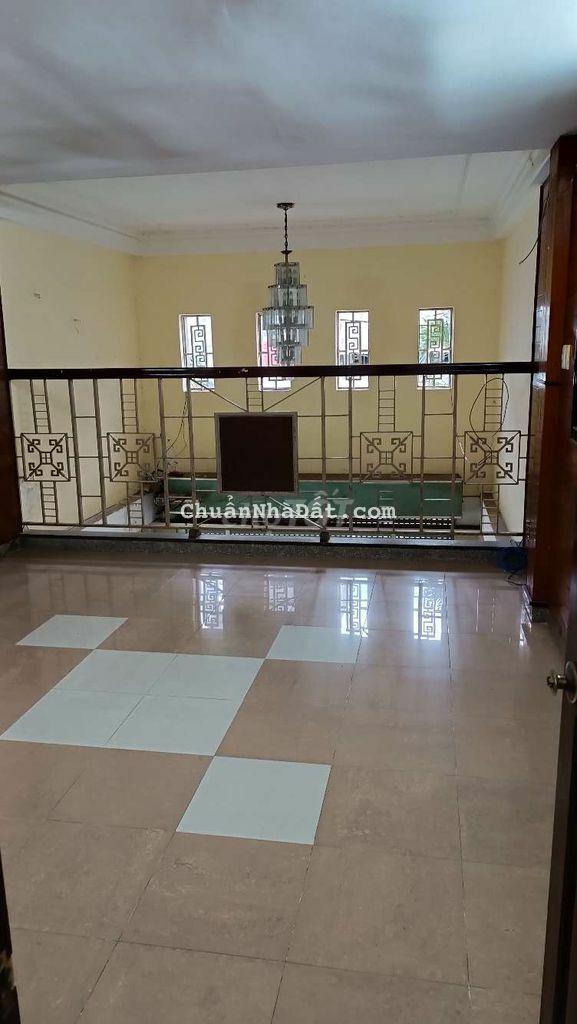 Nha cư xá Ra Đa 4x20 3 lầu 6PN