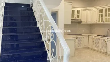 Biệt thự Phú Mỹ Hưng, Mỹ Thái 7x18m giá chỉ 38 triệu/tháng