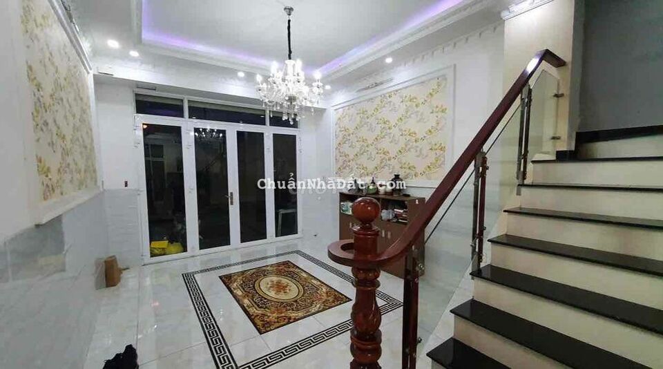 Cho thuê Nhà phố hẻm xe xơi thuận tiện làm cty .