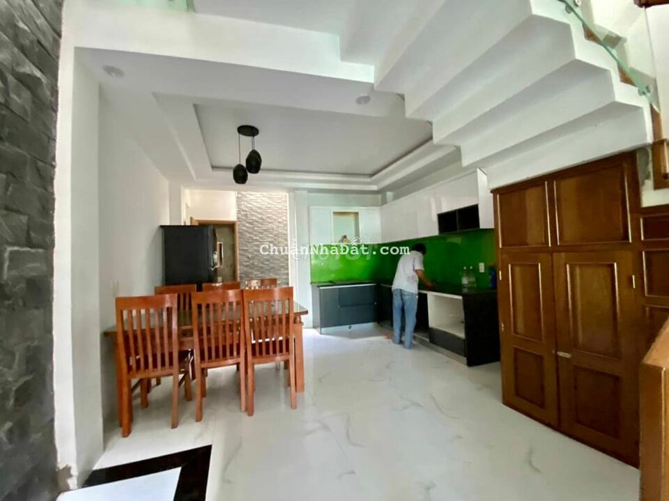 NHÀ 3 TẦNG 4PN 3WC MT KHU VÕ VĂN KIỆT