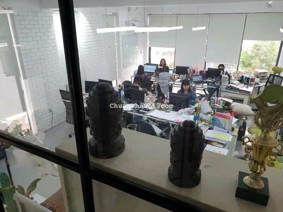 Cho thuê nhà khu K300 diện tích 6x20m 1 trệt 3 lầu