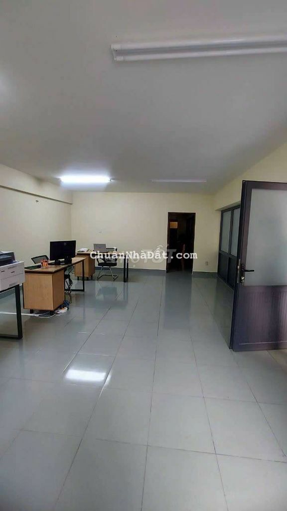 Biệt thự sân vườn mới gần Hoàng Hoa Thám sân bay