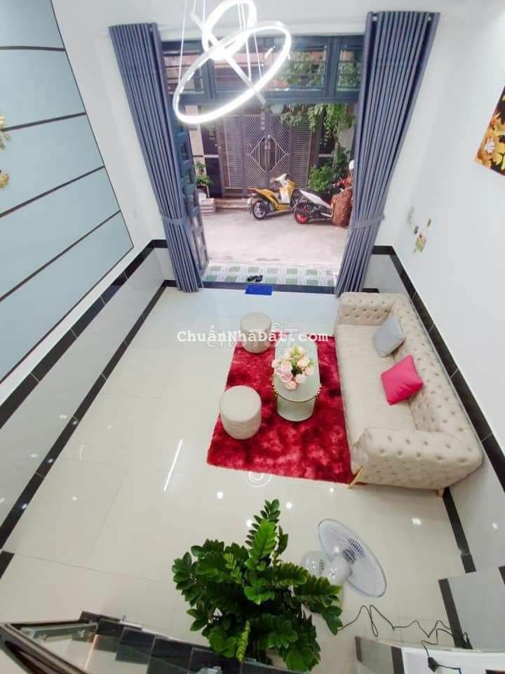 Cho thuê nhà 737/8A Cách Mạng Tháng 8, Phường 6, Tân Bình