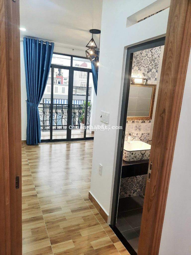 H10m Công Viên 368/24 Tân Sơn Nhì, 5 x 16m, 4 Tầng