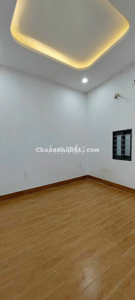 Cho thuê nhà đep phú Mỹ giá rẻ 10tr 1 lầu 3PN SÂN XE HƠI CÓ NỘI THẤT