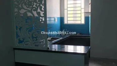 Cho thuê nhà trệt lầu hẻm trần bình trọng gần sân banh gò đậu