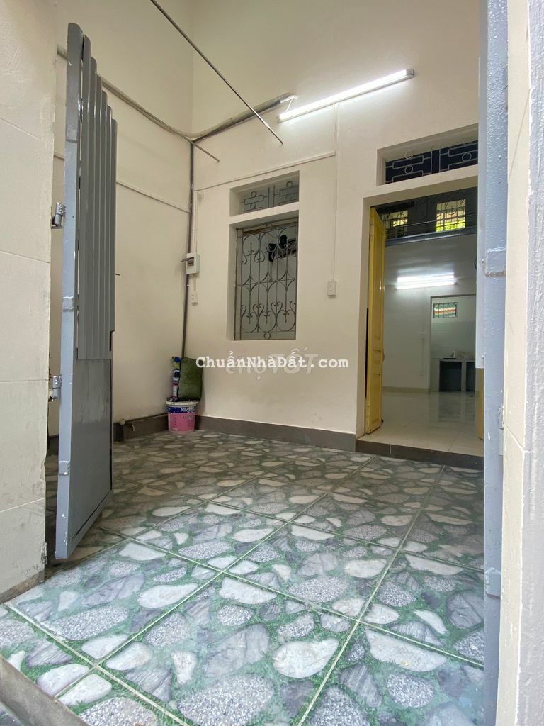 Cho thuê nhà 80 m2, 1 tầng + 1 xép, 2 phòng, 1 WC, MỚI 100% 6,3 tr/th