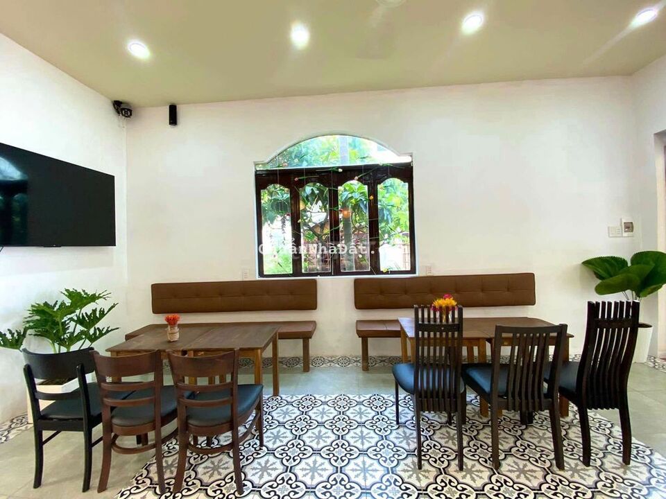 Cho Thuê Hoặc Sang Lại Quán Cafe Đang Hoạt Động Ngay chợ Dĩ An