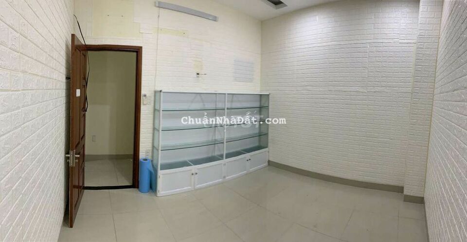 Toà nhà mặt tiền Trưng Nữ Vương thuận tiện mở spa kinh doanh