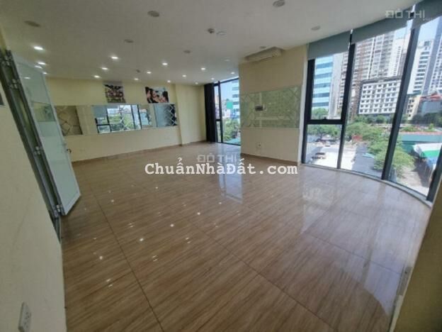 Cho thuê Văn phòng Dương khuê 120m2, 3 phòng, view toàn cảnh, đúng như ảnh