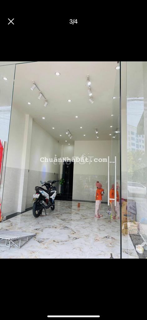 CHO THUÊ NHÀ MẶT TIỀN ĐƯỜNG TRẦN BẠCH ĐẰNG SÁT BÊN ĐẠI HỌC Y DƯỢC