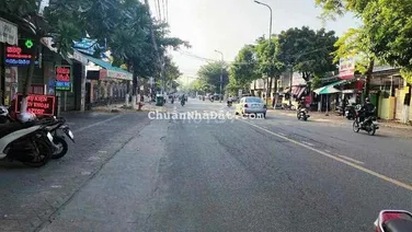 Cho thuê nhà MT Quang Trung, gần trường Phạm Văn Đồng