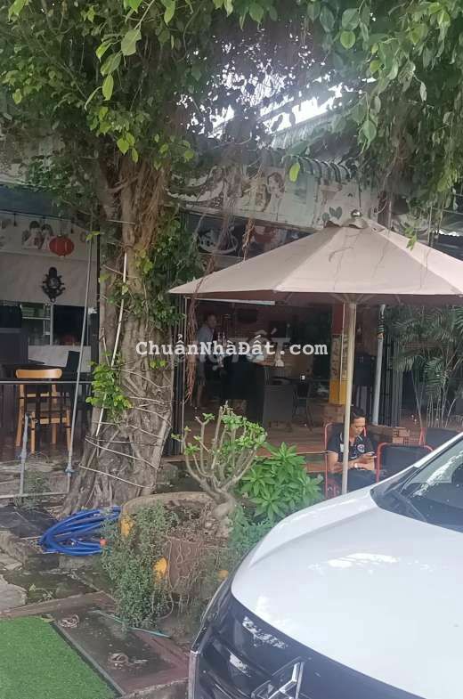 Sang quán Cafe lô góc 300m2 tại KDC Vĩnh Tân giá 340 triệu.