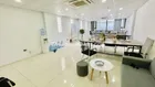 Cho thuê sàn văn phòng mới 103m2 thông sàn, view phố lạc long quân