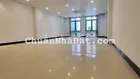 Cho thuê sàn văn phòng phố Hoàng văn thái 90m2 thông sàn, mới có ban công rộng