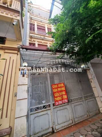 Cho thuê nhà ở 381 Nguyễn khang 125m2 x 4T làm SPA, shop thời trang, VP, oto để sân