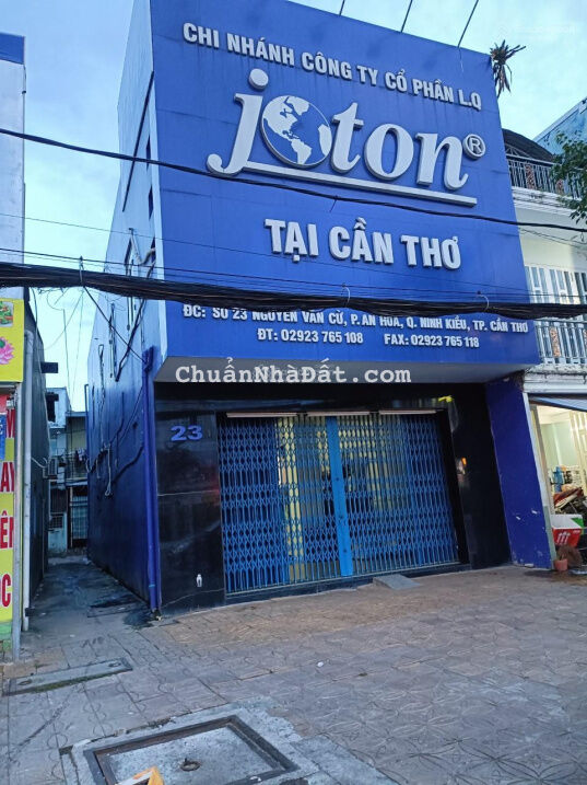 Cho thuê nhà ngang 6,2m mặt tiền đường Nguyễn Văn Cừ