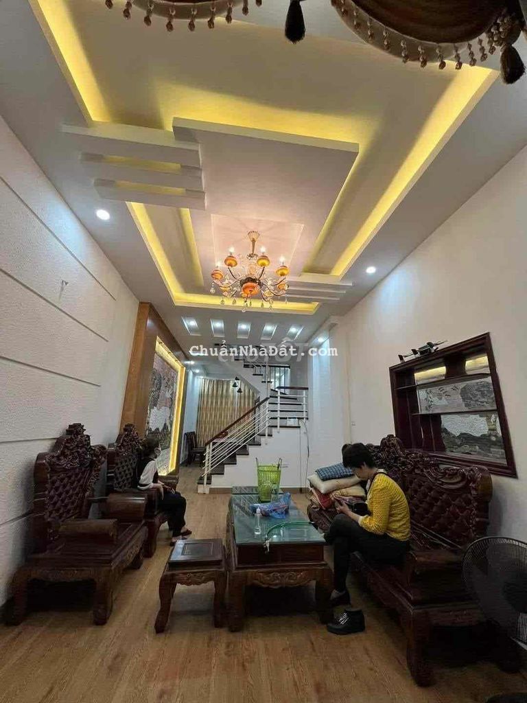 Nhà cạnh Vinhome Hàm Nghi 50,2mx4T full đồ 15tr và Lê Quang Đạo 55mx4T