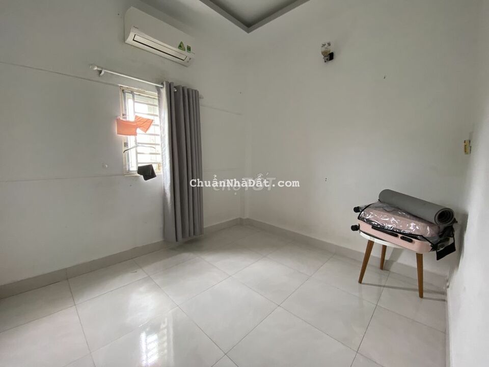 NHÀ CHO THUÊ 1368 LÊ VĂN LƯƠNG PHƯỚC KIỂN, 4PN