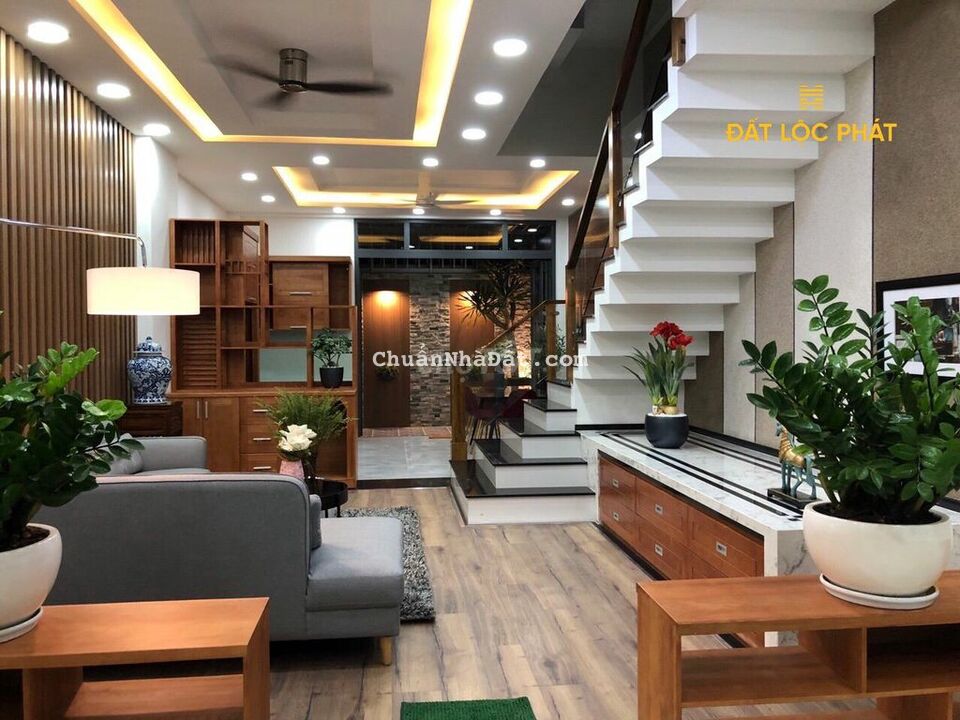 Nhà Phố Mặt Tiền Đường 20m Chung Cư Jamona City